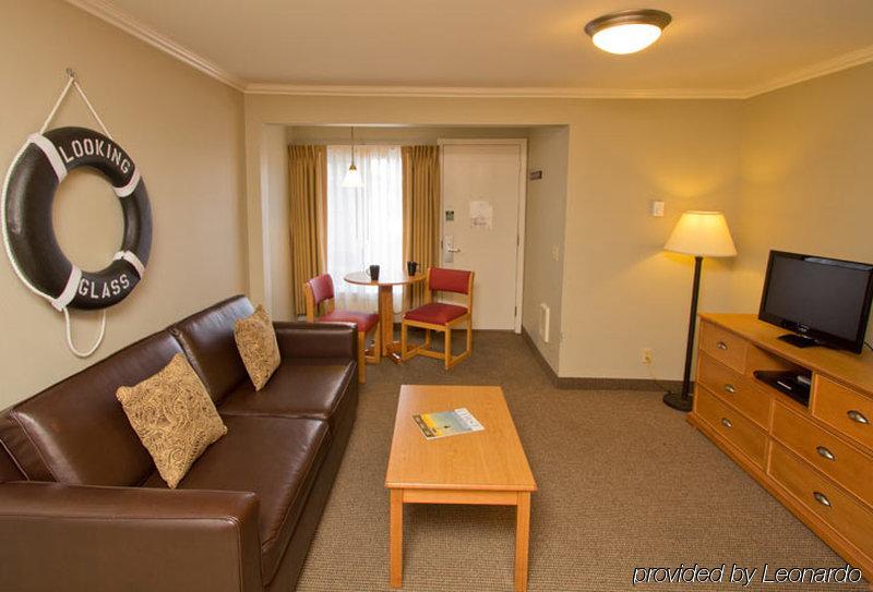 לינקולן סיטי Looking Glass Inn מראה חיצוני תמונה